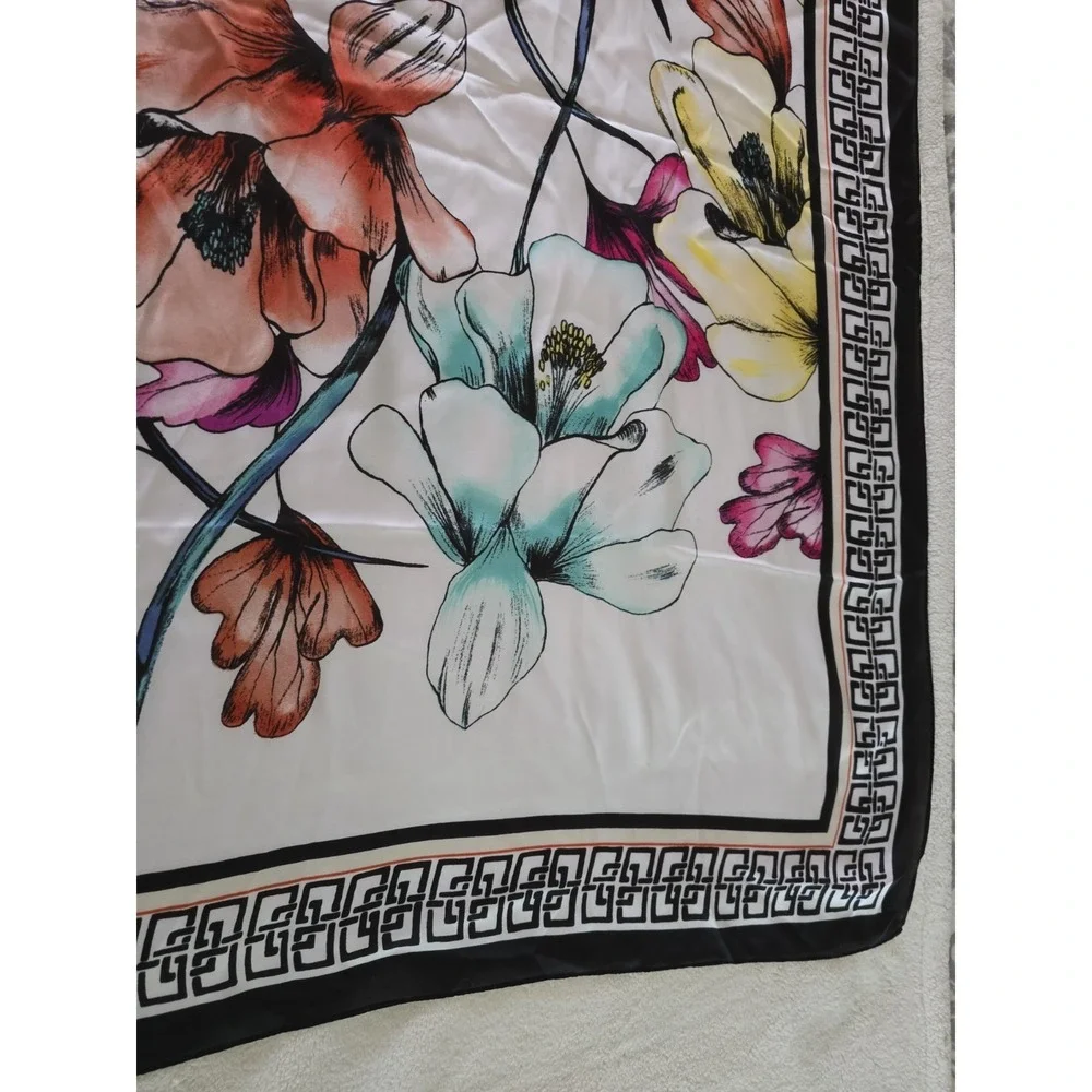 Chicos Floral Square Scarf Greek Key Border 42